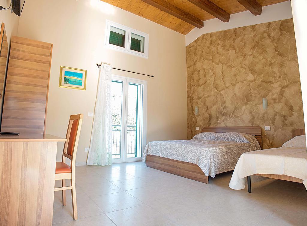 Zio Tonino Bed & Breakfast Termoli Room photo